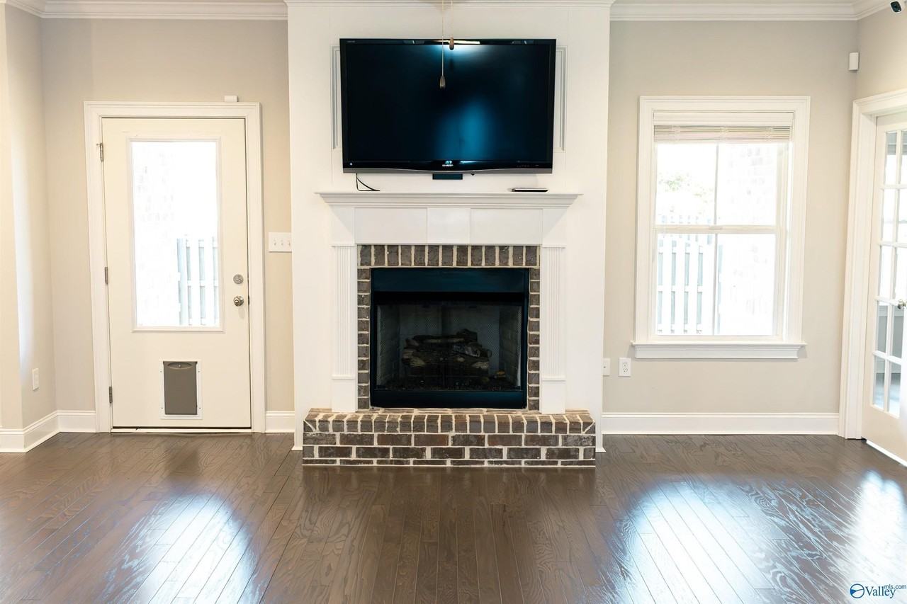 102 Willow Lake Cir Sw - Photo 6 of 20