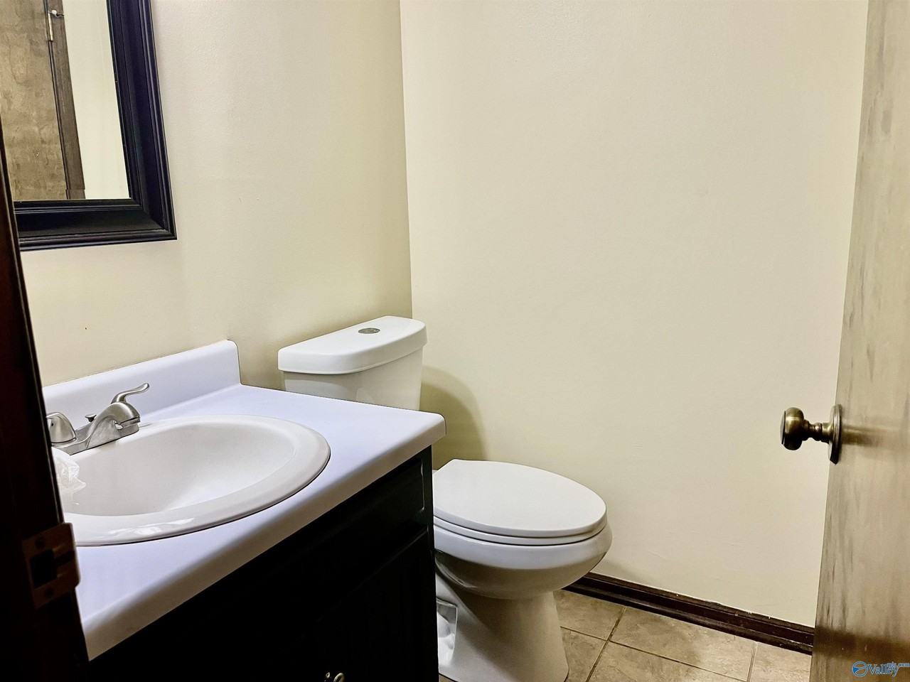 2221 Westmead Dr Sw - Photo 5 of 9