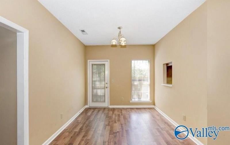 111 Bentworth Ln - Photo 6 of 31