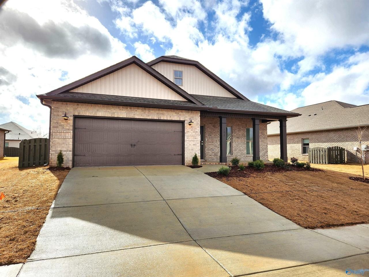 102 Mississippi St - Photo 2 of 18