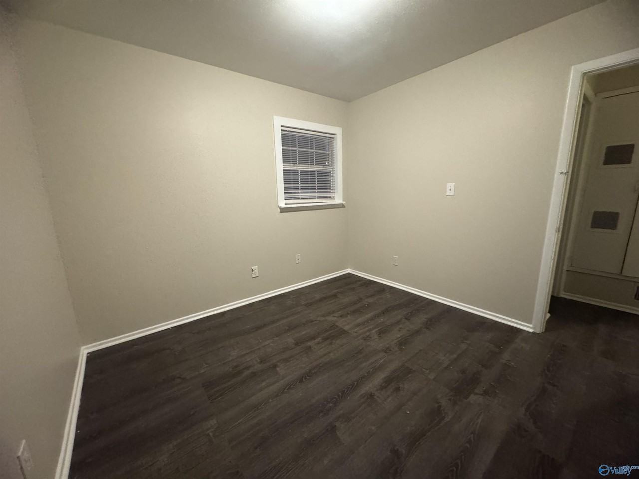 Tuxedo Cir Nw - Photo 6 of 24