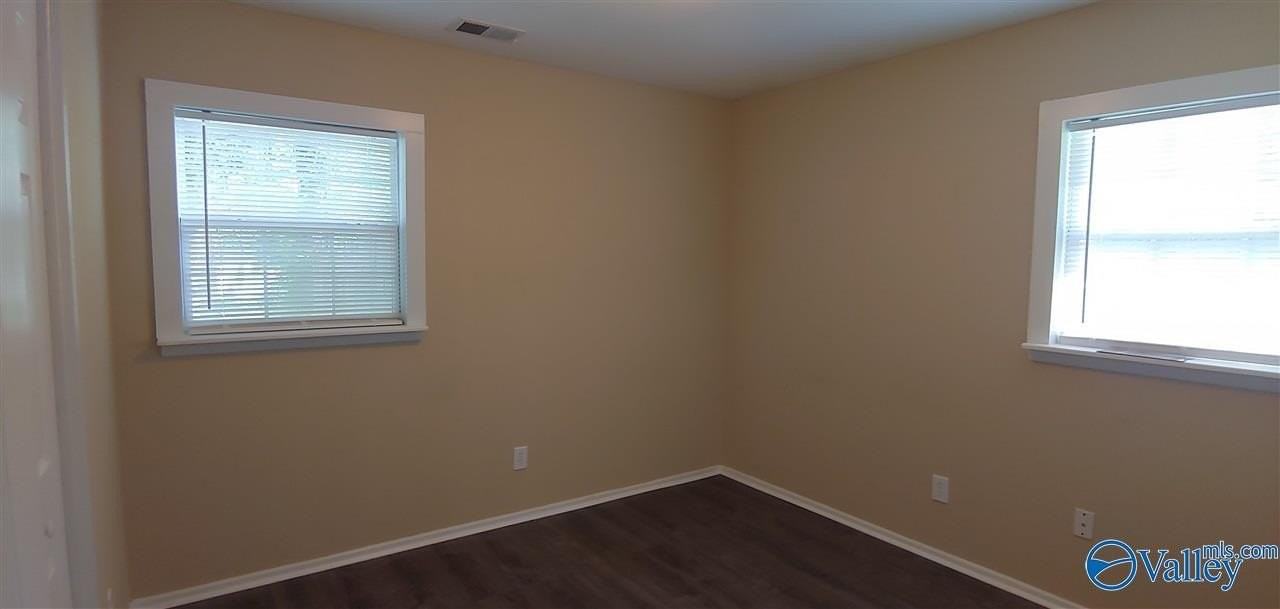 Tuxedo Cir Nw - Photo 7 of 24