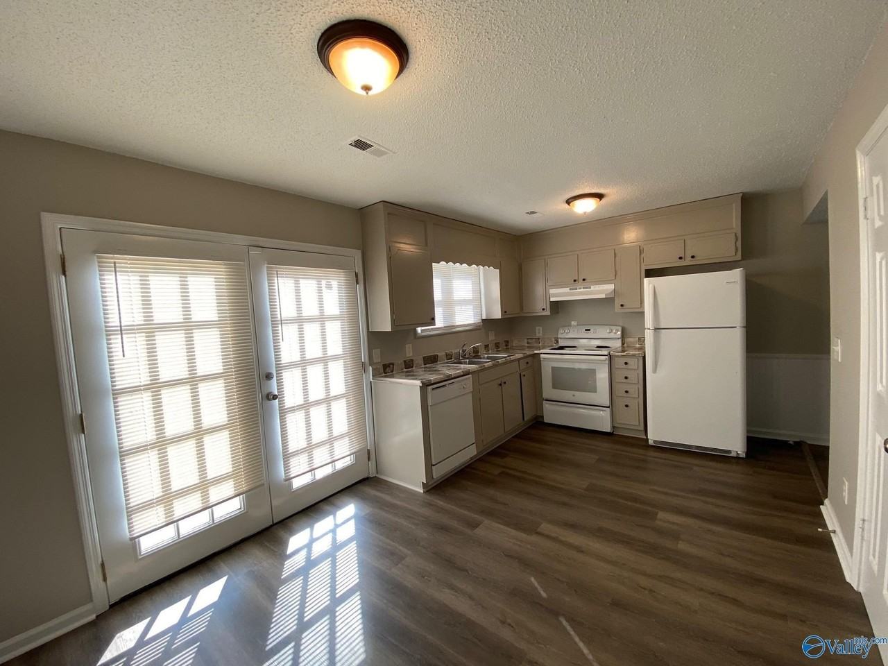 9017 Mahogany Row Se Apt A #A - Photo 5 of 16