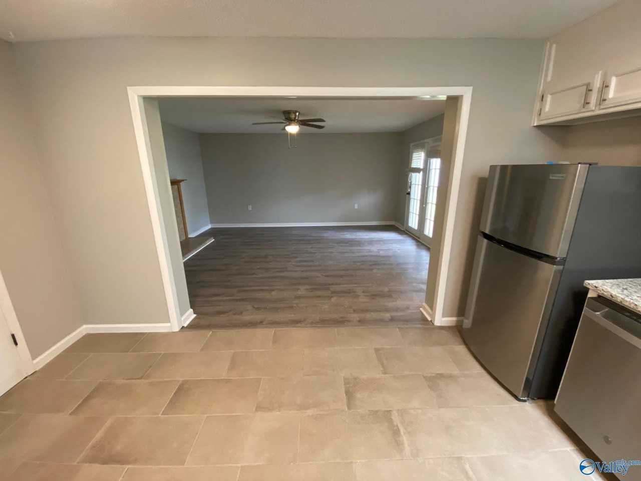 2432 Ells Rd Sw - Photo 7 of 22