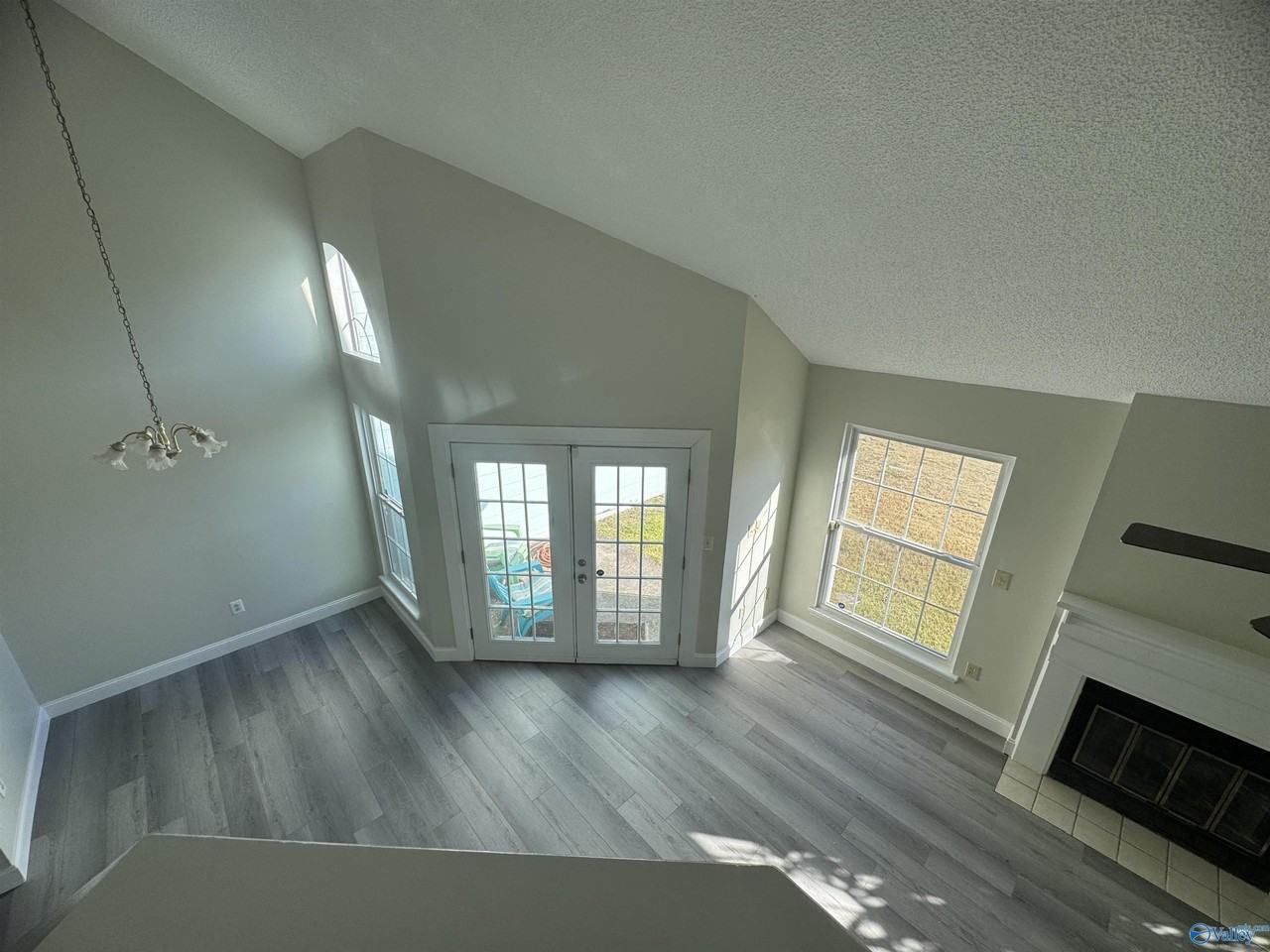 166 Stone Meadow Ln - Photo 6 of 27