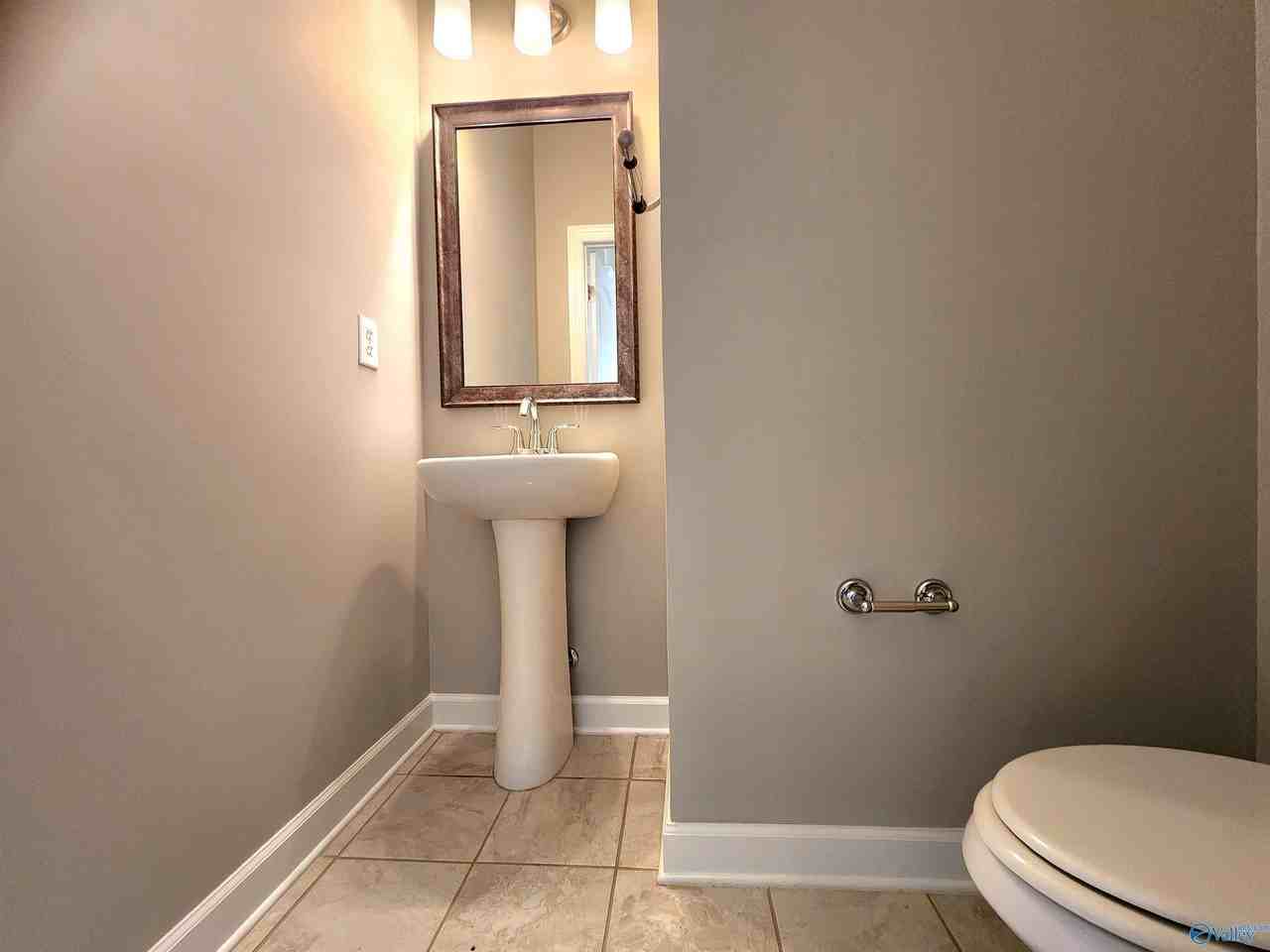 156 Sougahatchee Dr - Photo 5 of 34