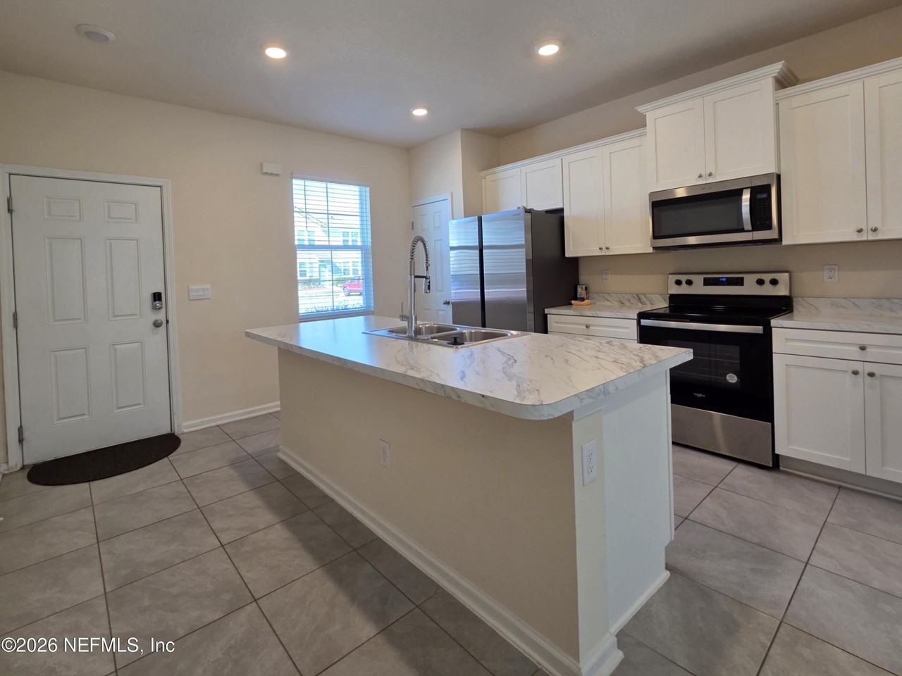 98 Red House Cir - Photo 5 of 32