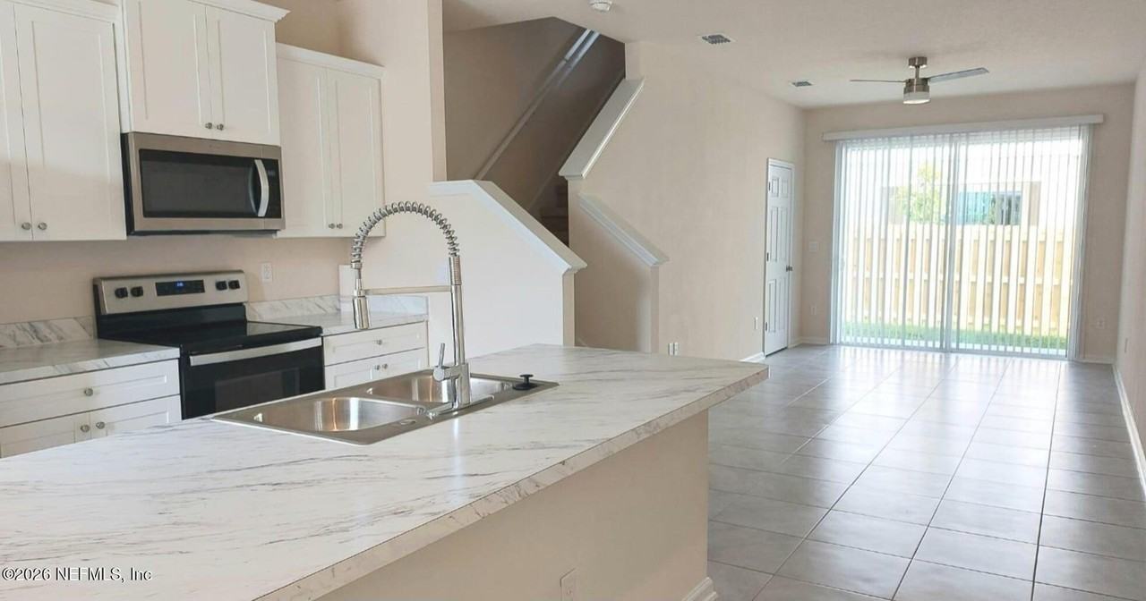 98 Red House Cir - Photo 7 of 32