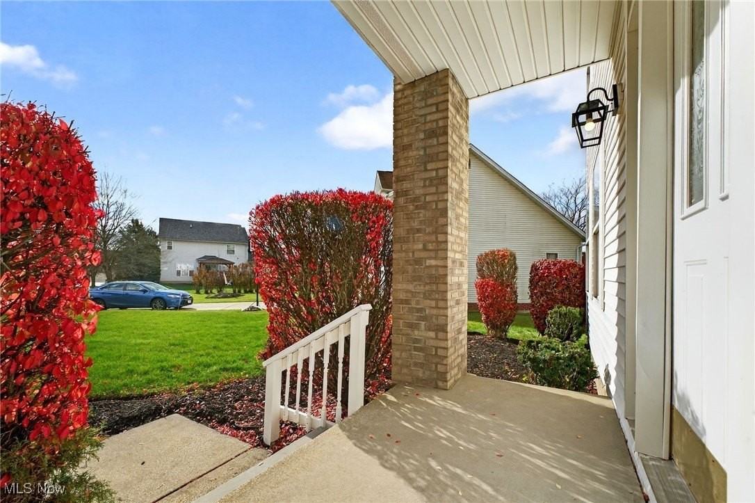 6724 Larch Ct - Photo 4 of 49