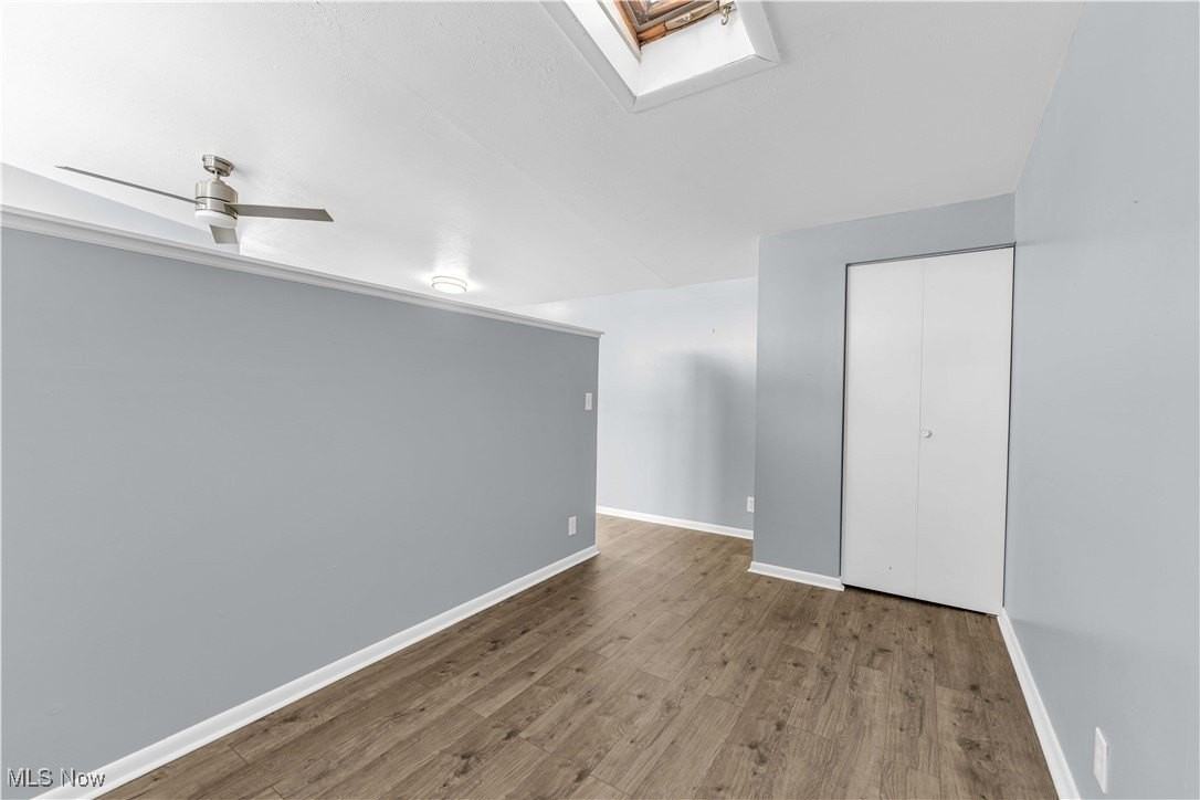 1041 W 10th St Apt 3 #3 - Photo 5 of 20