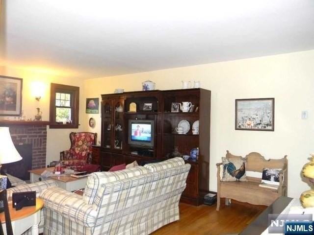 34 Ahnert Ave - Photo 6 of 21