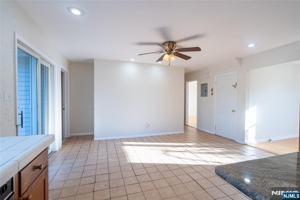 featured image of 163 Bell Ave Fl 1