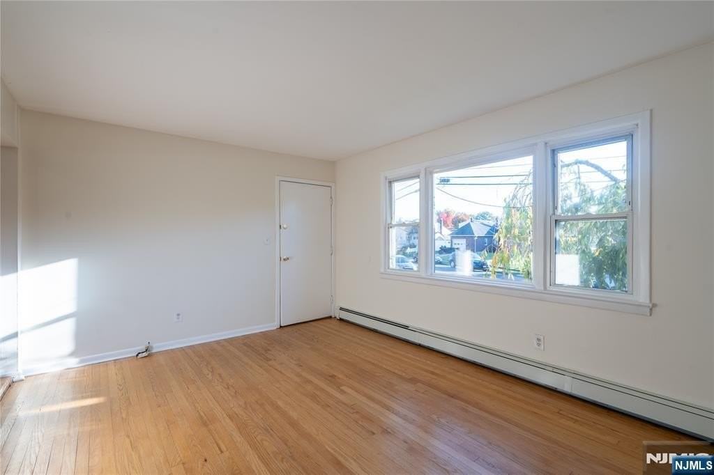 163 Bell Ave Fl 1 - Photo 4 of 12