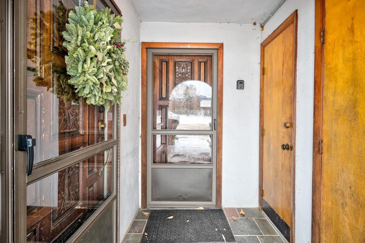 46 Linderhof Golf Course Road #D4 - Photo 5 of 25