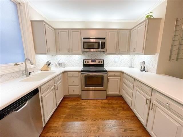 936 Conti St #11 - Photo 6 of 14