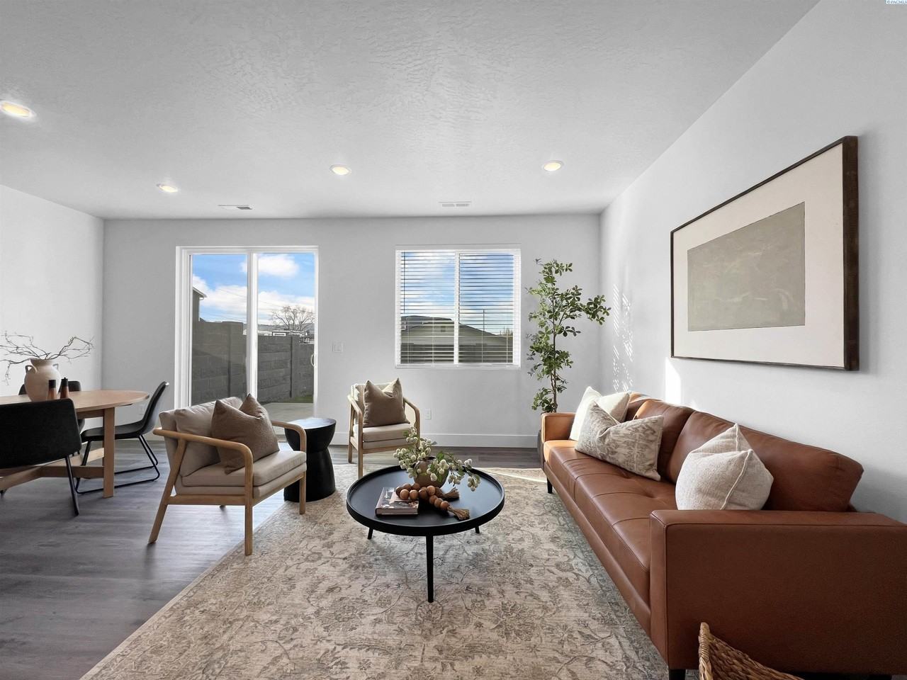 1415 Carolina Ave - Photo 4 of 16