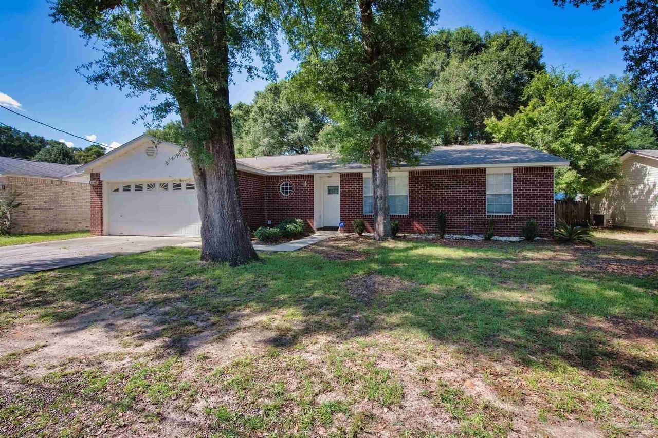 5499 Chantilly Cir - Photo 2 of 24