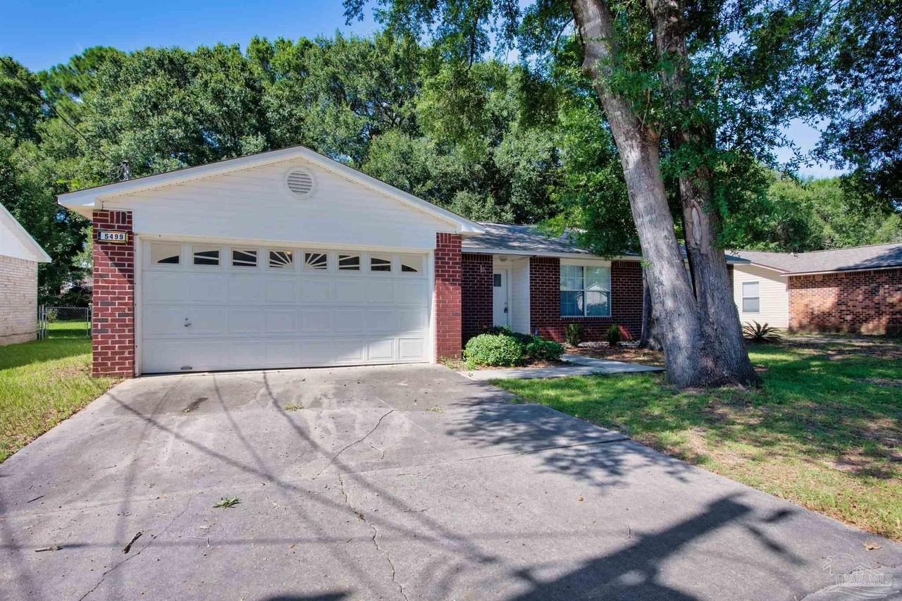 5499 Chantilly Cir - Photo 3 of 24