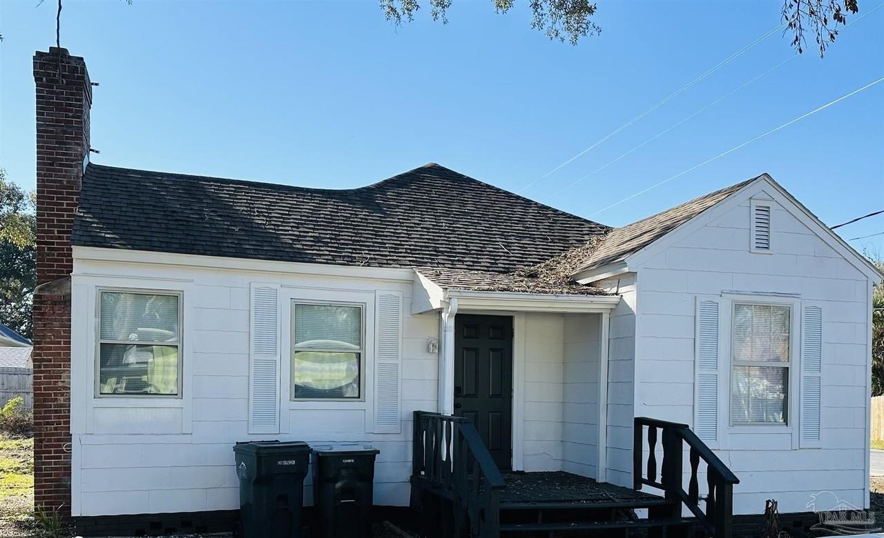 601 S 2nd St - Photo 2 of 13