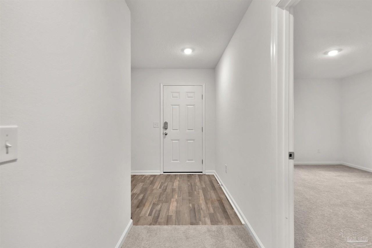 4344 Jitterbug St - Photo 3 of 22