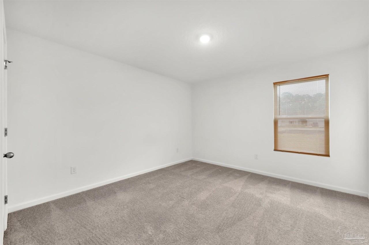 4344 Jitterbug St - Photo 7 of 22