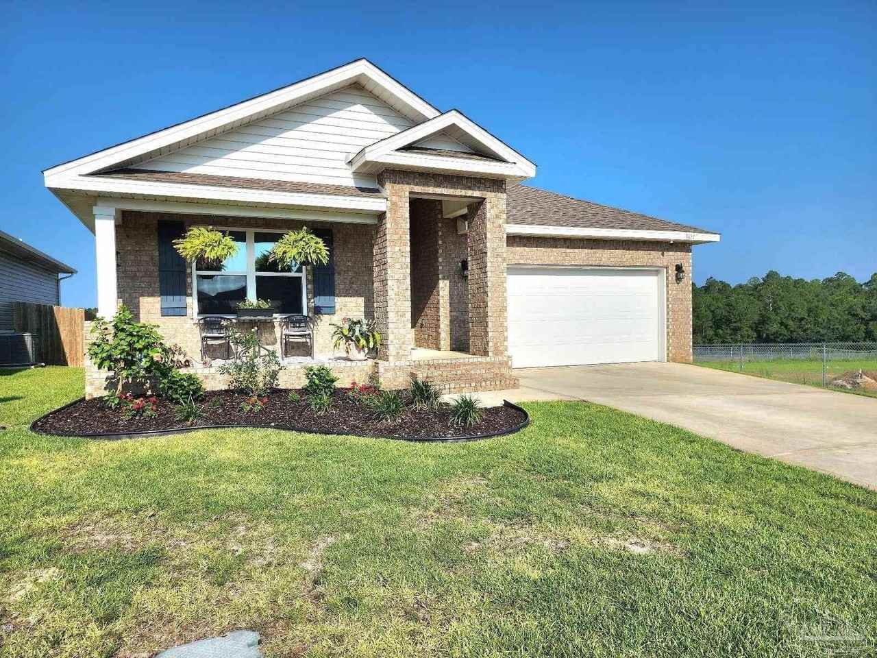 5621 Guinevere Ln - Photo 2 of 18