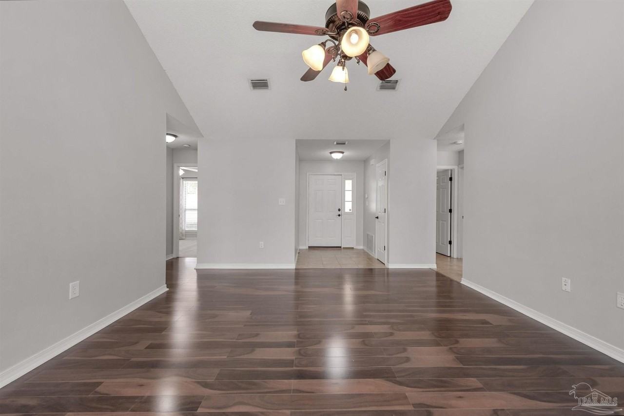 6545 Fern St - Photo 5 of 31