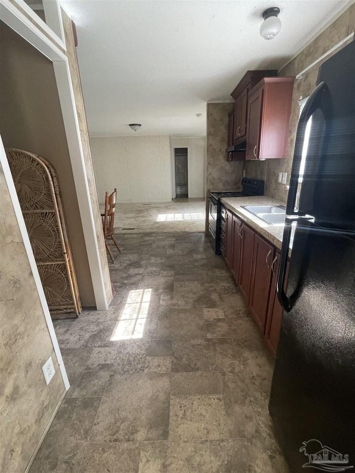 9520 Bridlewood Rd - Photo 4 of 19