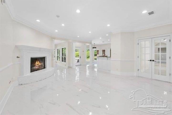 4700 Bohemia Dr - Photo 6 of 50