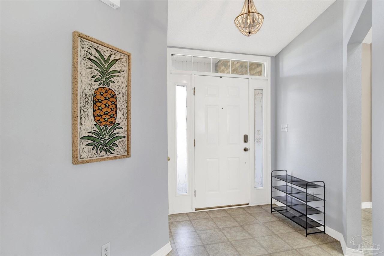 5117 Chinook Ave - Photo 7 of 33