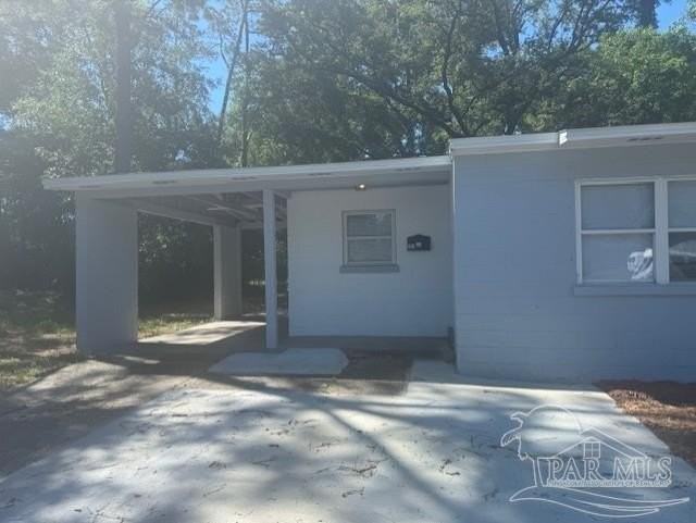 801 E Fairfied Dr - Photo 2 of 10