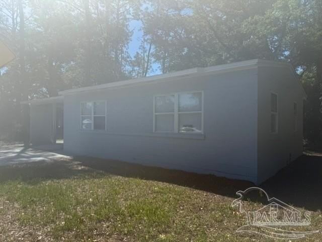 801 E Fairfied Dr - Photo 3 of 10