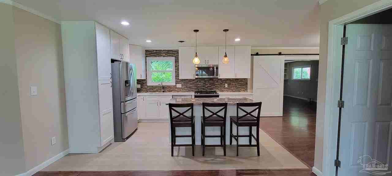 6750 Data St - Photo 4 of 12