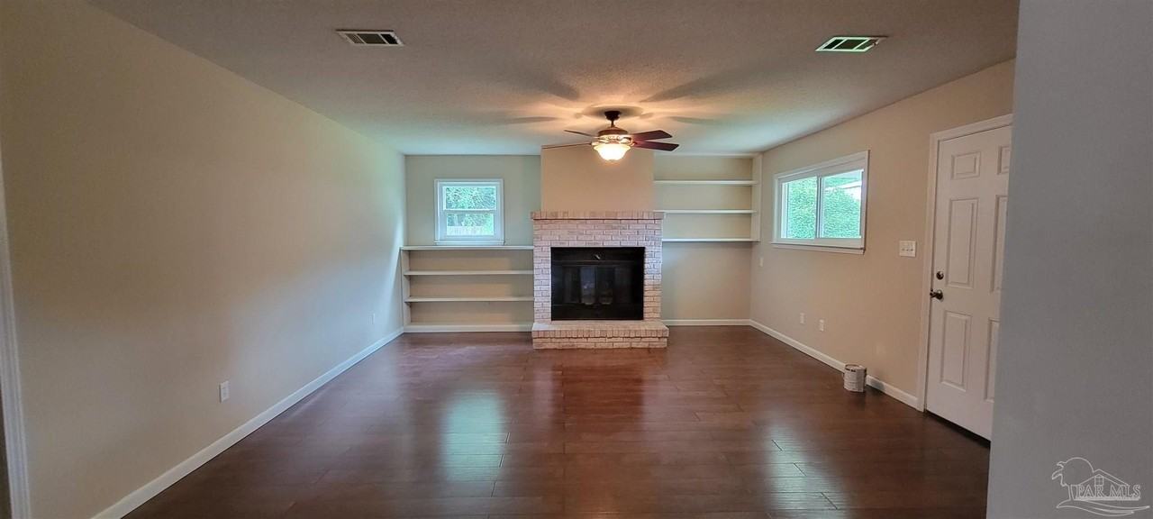 6750 Data St - Photo 5 of 12