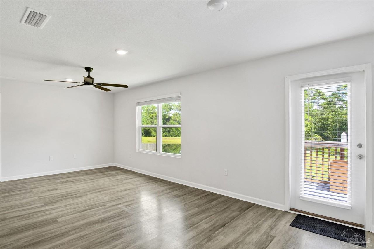 7024 Tepin Ct - Photo 4 of 26