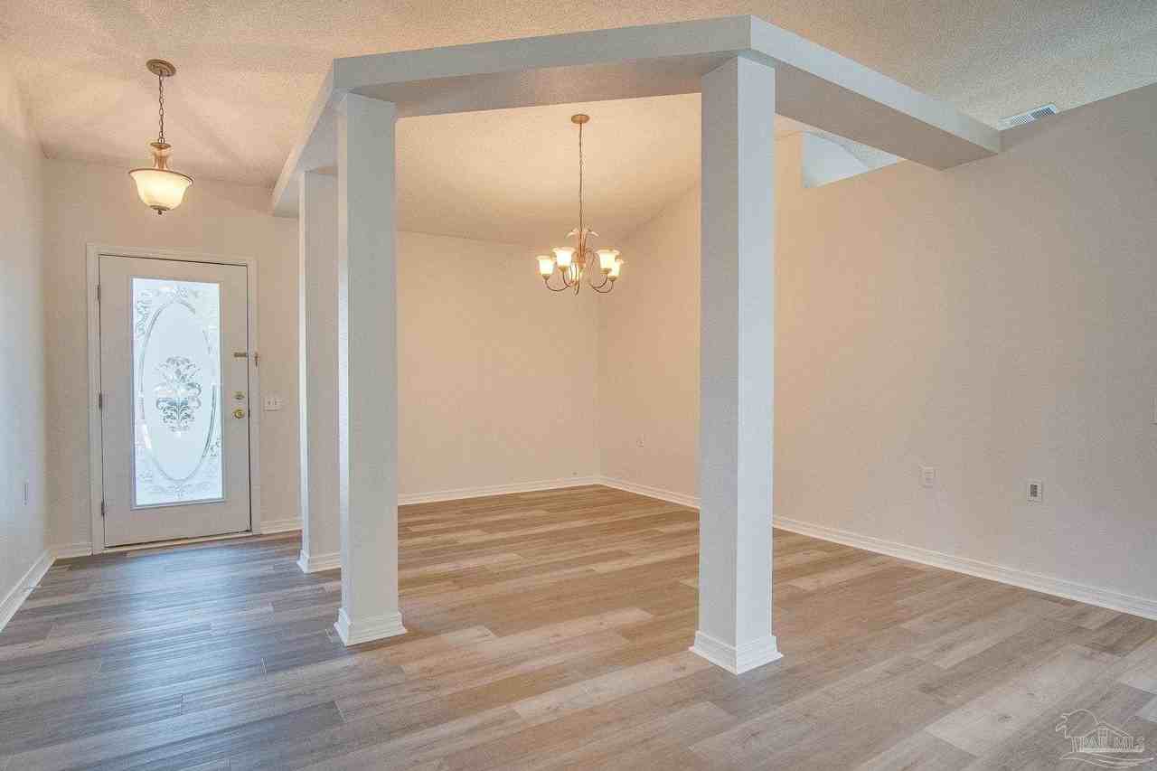 2029 Shadow Lake Dr - Photo 5 of 27