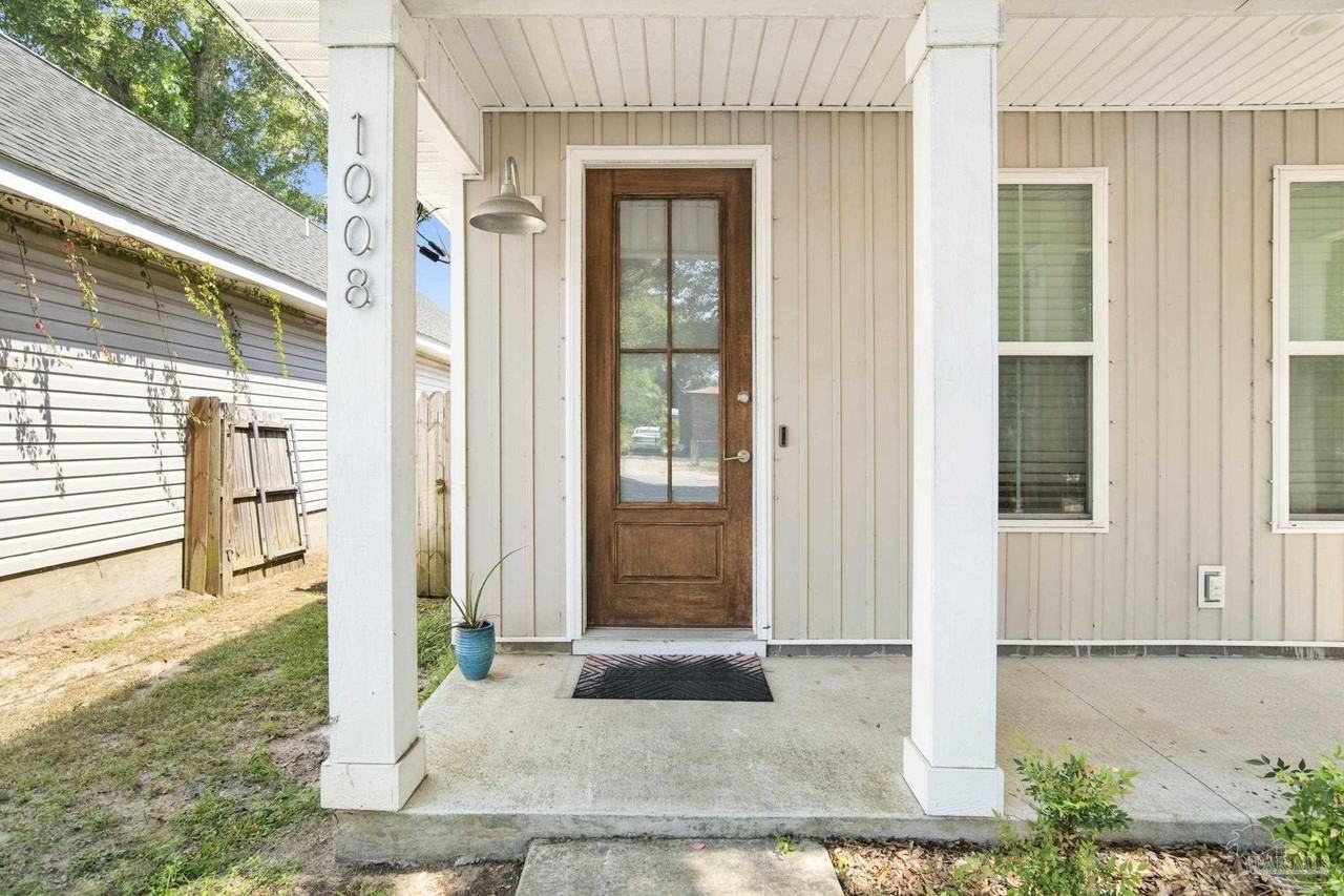 1008 N D St - Photo 4 of 22