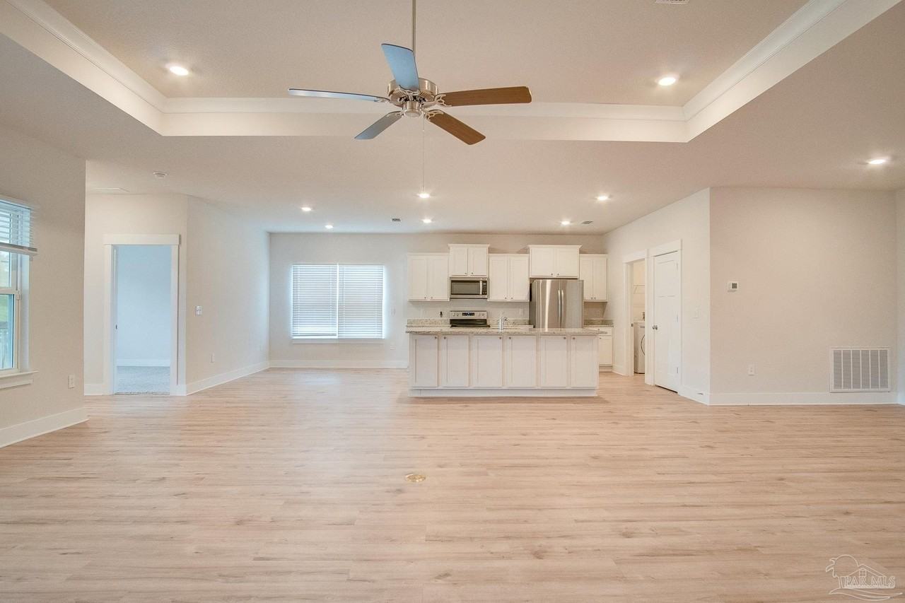 10818 Blacktail Loop - Photo 5 of 29