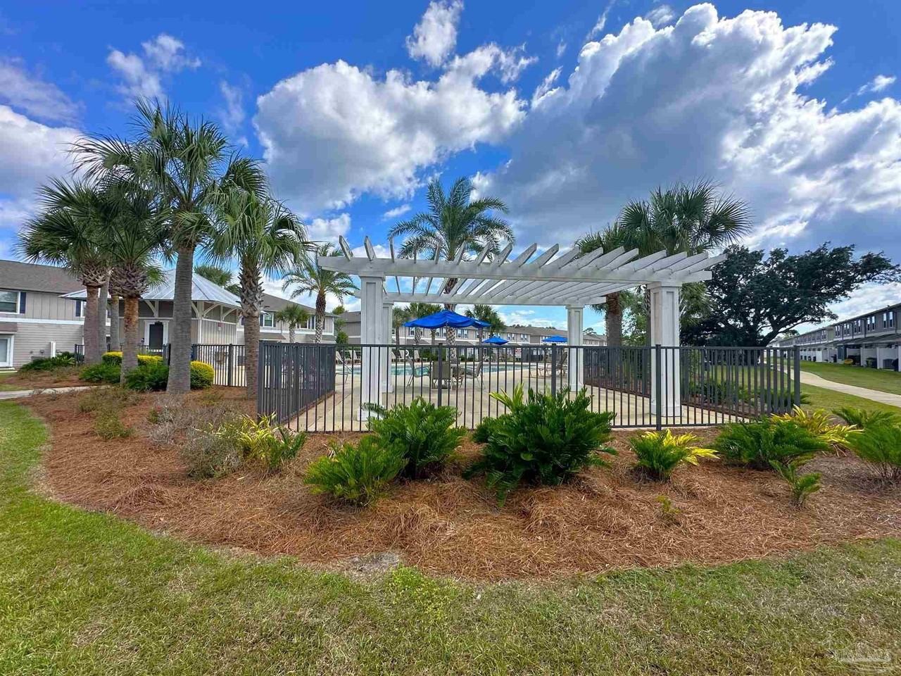 308 S F St - Photo 3 of 23