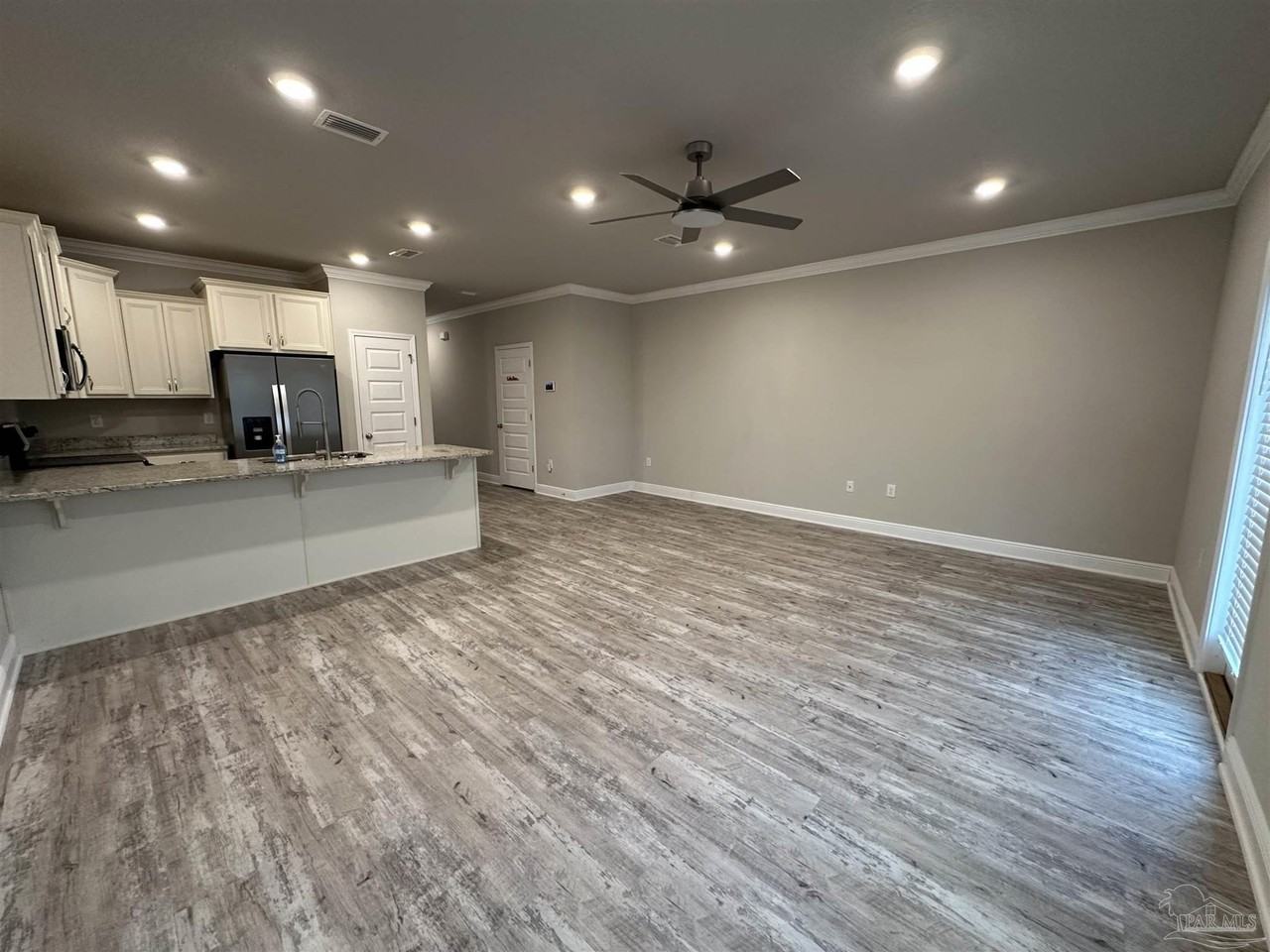 308 S F St - Photo 5 of 23