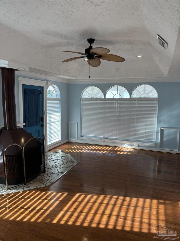 9939 Lillian Hwy - Photo 7 of 21