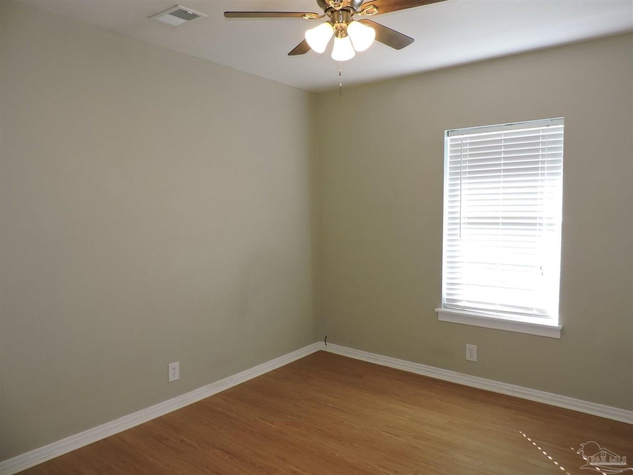 1000 W Intendencia St - Photo 4 of 17