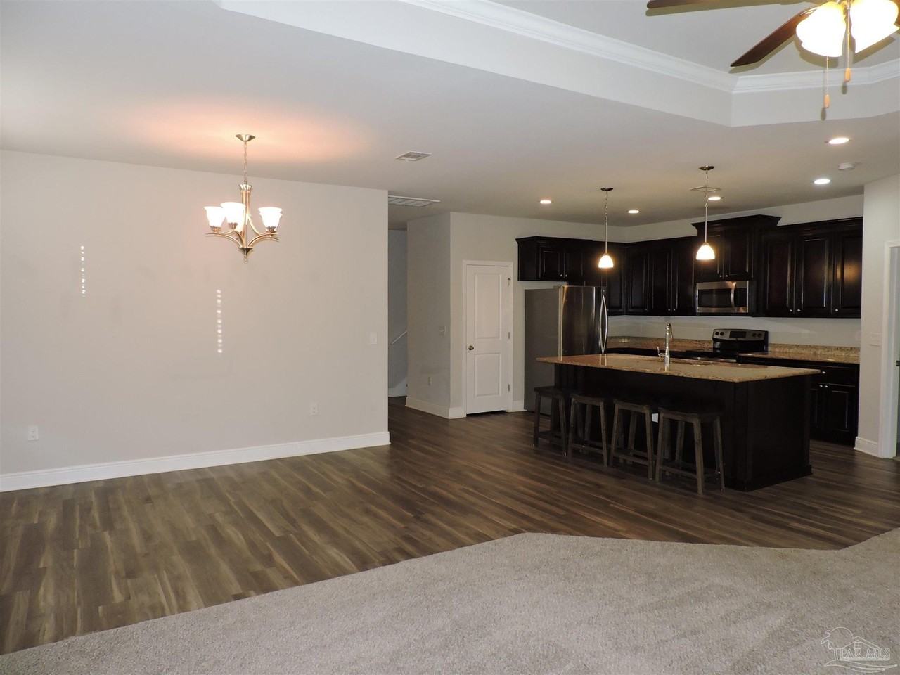 10645 Trailblazer Way - Photo 5 of 32