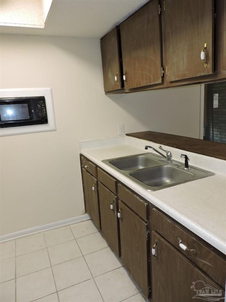 728 N Fairfield Dr - Photo 6 of 12