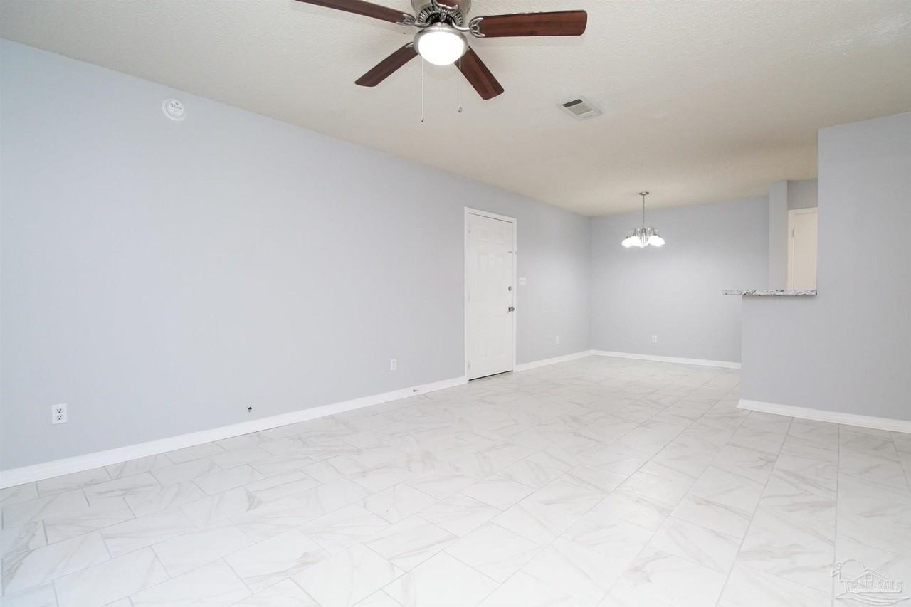 7116 Pearson Rd Apt C #C - Photo 5 of 20