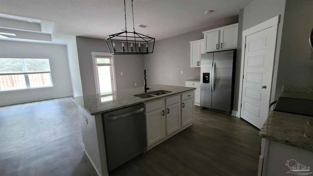 5748 Conley Ct - Photo 6 of 22