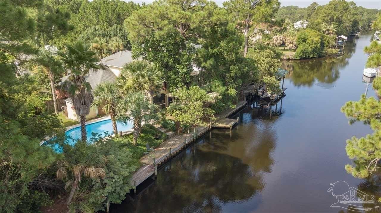 1611 Luzon Ln - Photo 4 of 45