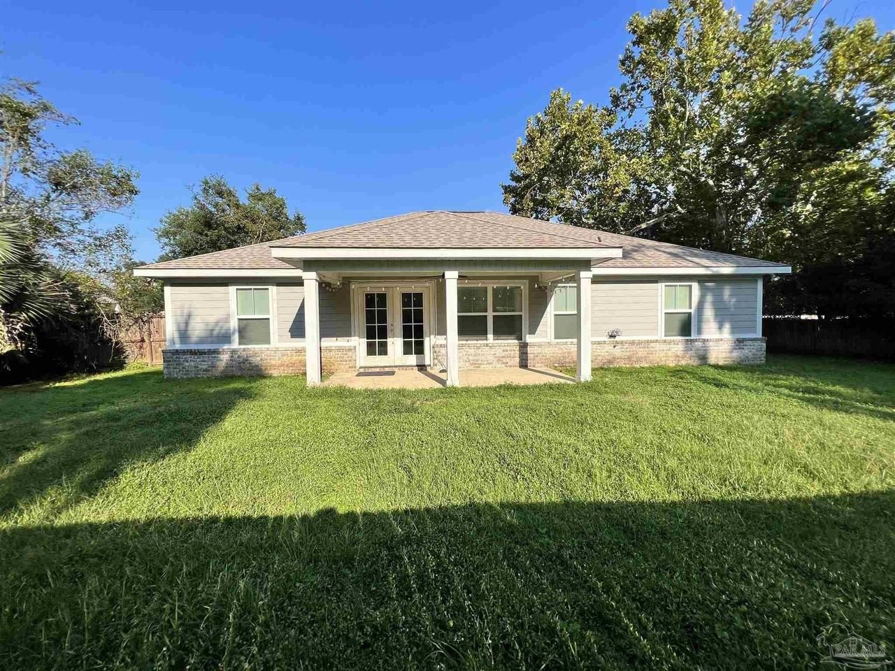 5335 Broad St - Photo 2 of 24