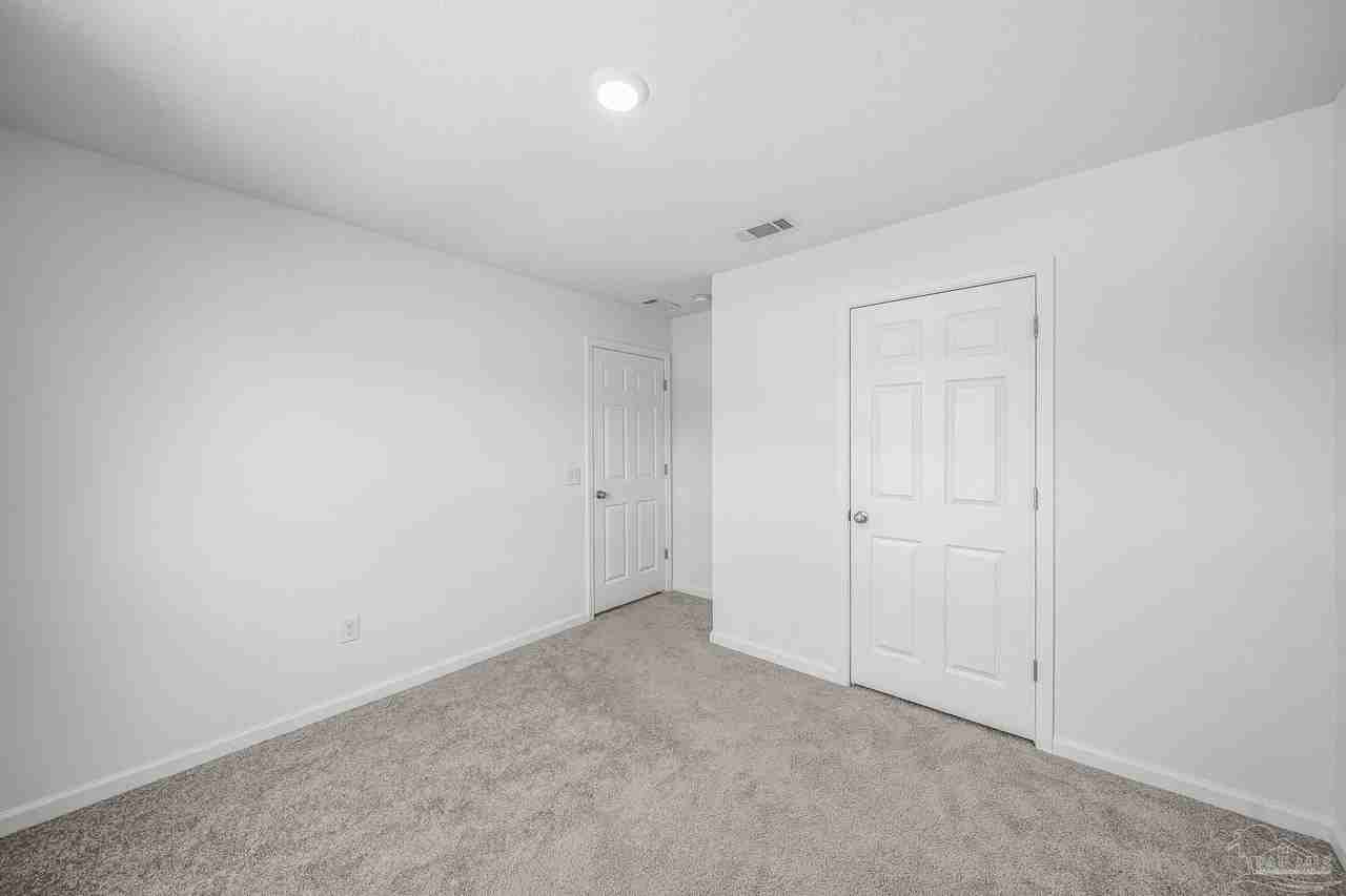 8739 Schooner Ln - Photo 7 of 25
