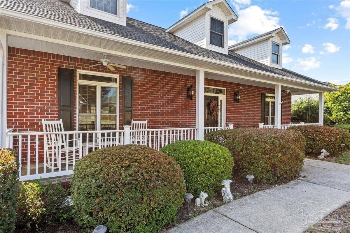 4283 Lancaster Gate Dr - Photo 2 of 35